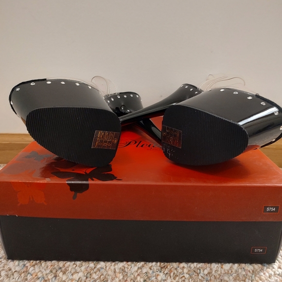 Pleaser Heels - Picture 3 of 4